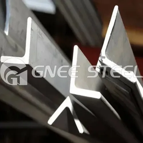 Стоманен ъгъл SS540